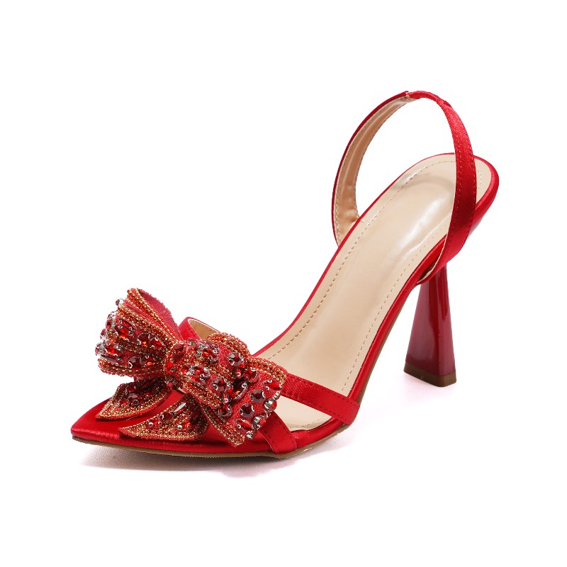 Nowe damskie szpilki z ostrym  – Shoe Tree recenzja i cena
